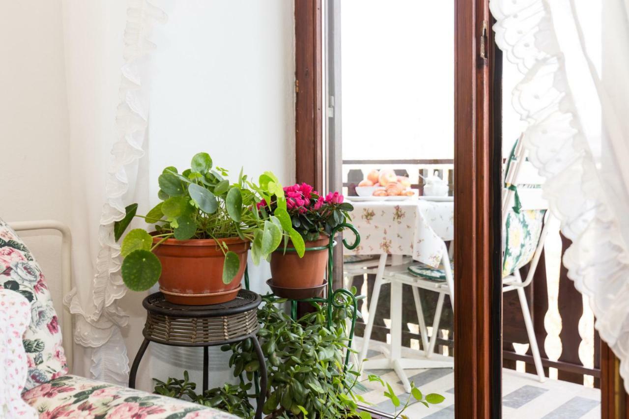 Comfy And Warm Ap With Balcony Surrounded With Beautiful Nature Ловран Екстериор снимка